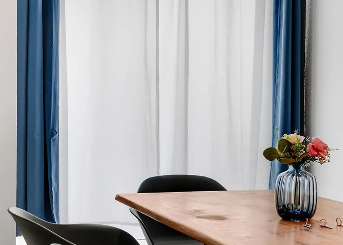 3 Bedroom In Kreuzberg *