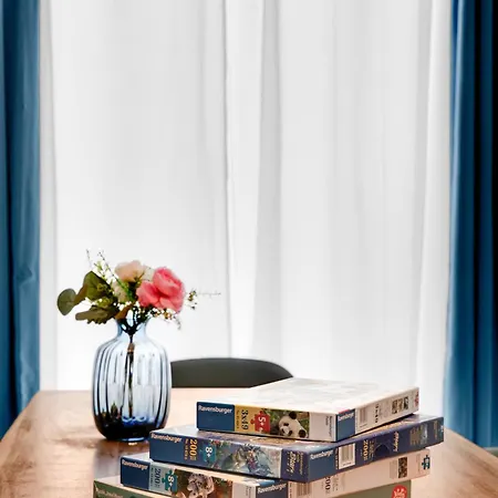 3 Bedroom In Kreuzberg Lägenhet *